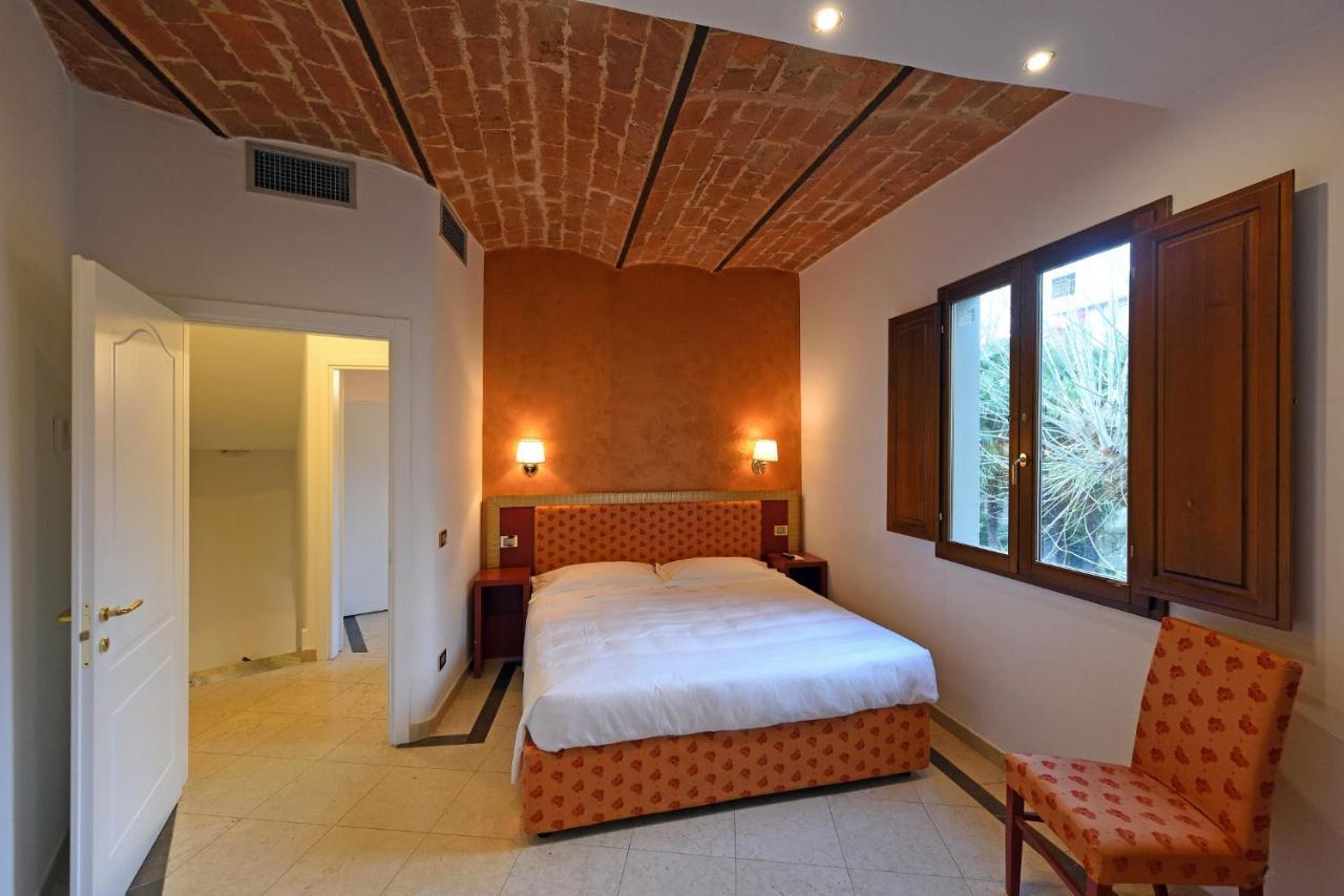 Relais La Corte Di Cloris Φλωρεντία Εξωτερικό φωτογραφία